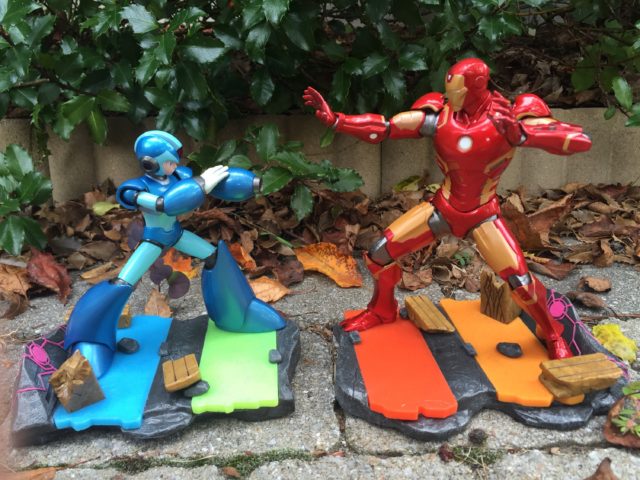 Marvel vs Capcom Statues Mega Man X versus Iron Man