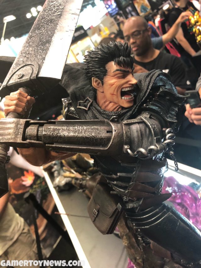 New York Comic Con 2017 Guts Statue F4F Close-Up