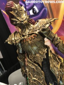 f4f ornstein statue