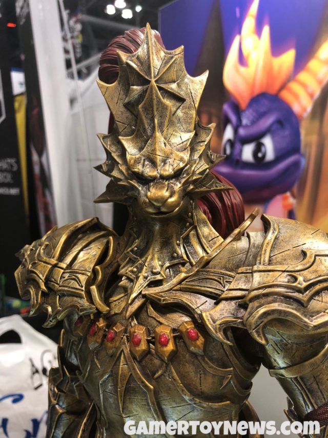 f4f ornstein statue