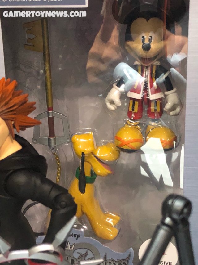 Walgreens Exclusive Kingdom Hearts Mickey and Pluto Figures