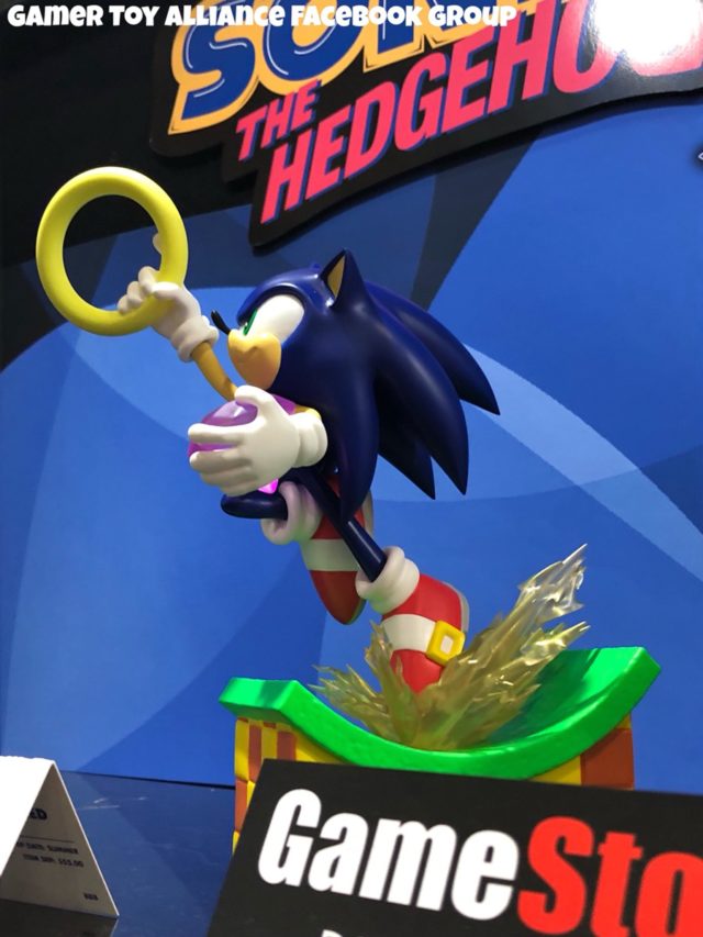 Side View of Gamestop Debut Sonic Gallery Statue