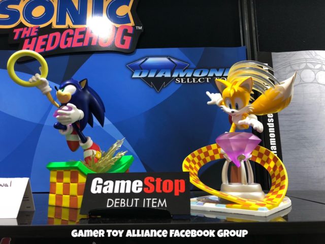 Diamond Select Gallery Sonic Statues Toy Fair 2018