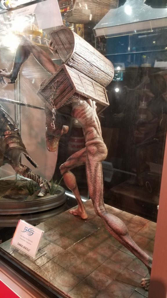 Back of F4F Dark Souls Mimic Statue E3 2018