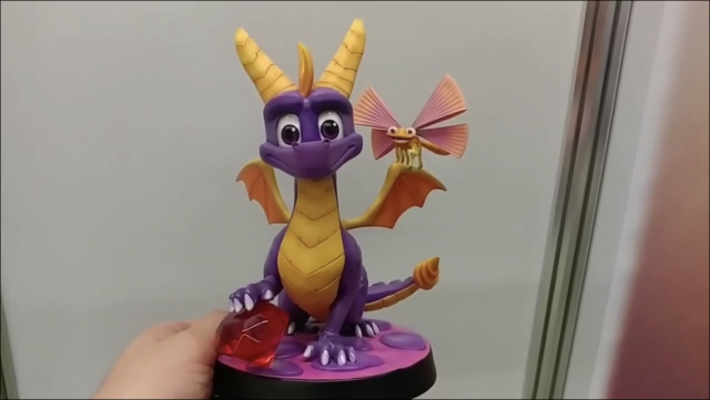 First 4 Figures Spyro PVC Statue with Sparx GamesCom 2018