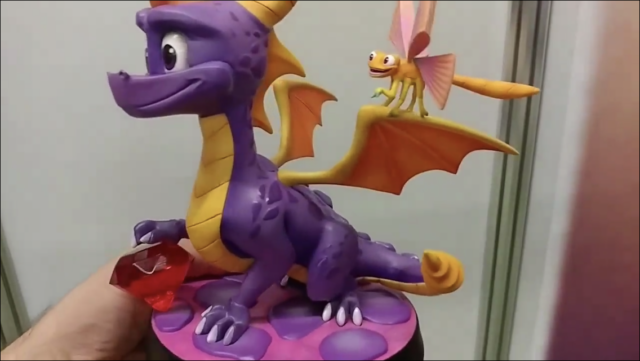 F4F Spyro Reignited Trilogy Spyro & Sparx Statue