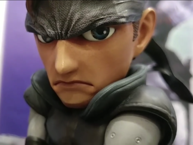 Close-Up of Solid Snake SD PVC Head