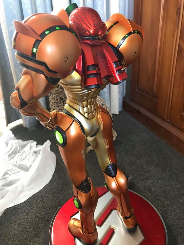 Back of Varia Suit Samus First 4 Figures Statue