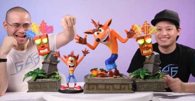 Crash PVC Statue with Mini Aku Aku Masks and Resin Crash