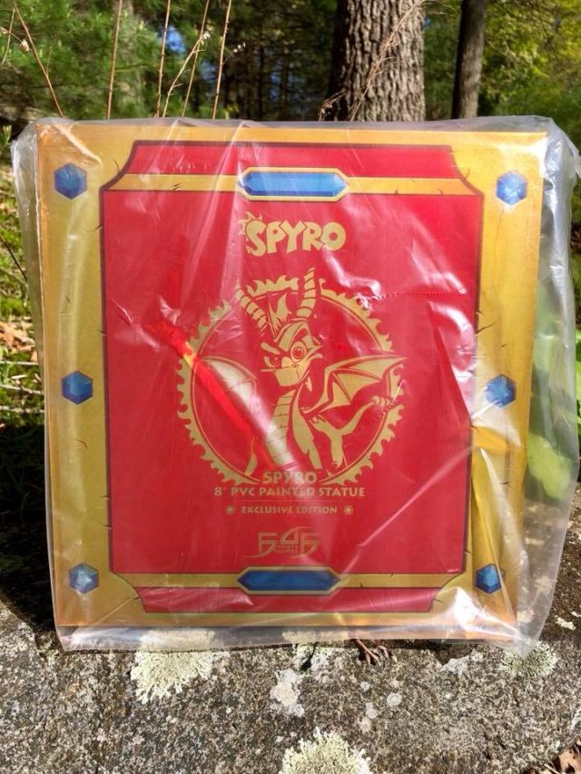 Deluxe Art Box for F4F Spyro the Dragon Exclusive PVC Figure