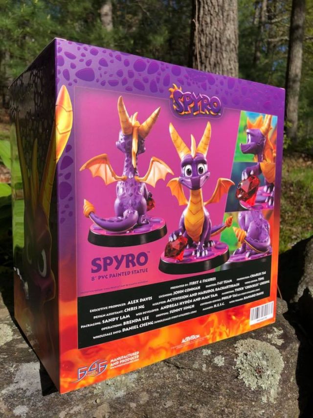 Spyro Art Box Back First 4 Figures
