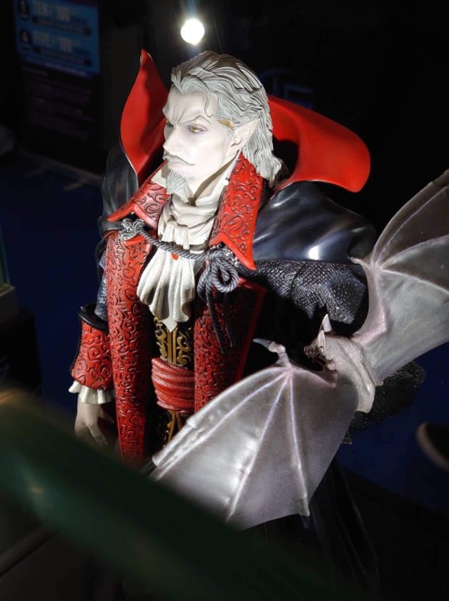 Close-Up of Dracula F4F Statue with Bat at GamesCom 2019