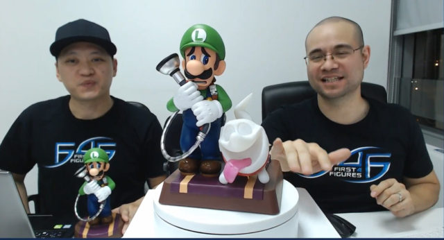 F4F Luigi's Mansion Statue Collector's Edition with Polterpup